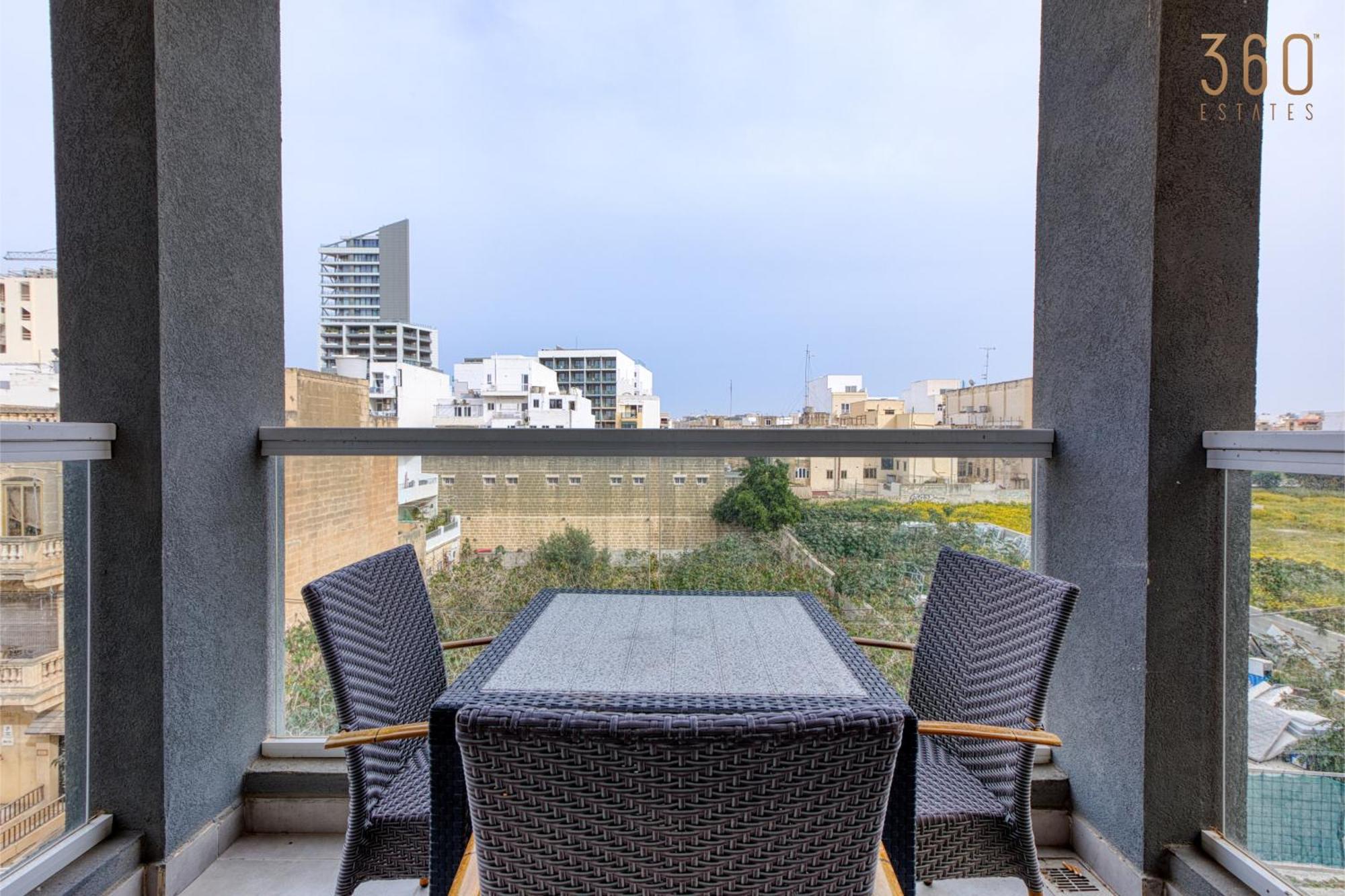 A Lovely 3 Bedroom, 3 Baths Home In The Centre Of Gzira By 360 Estates Exterior foto